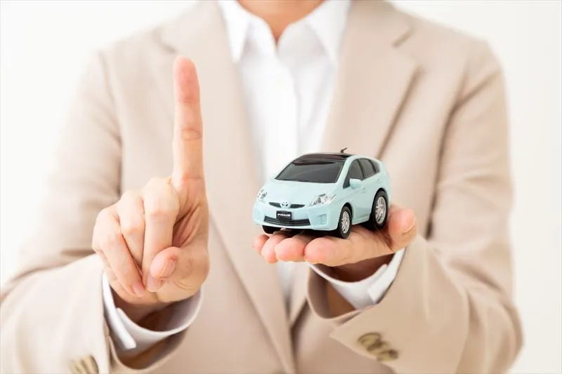 エンジンルームを掃除する際の注意点は？